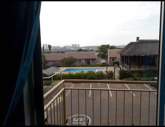 1 BEDROOM APARTMENT FOR SALE IN GREENSTONE HILL